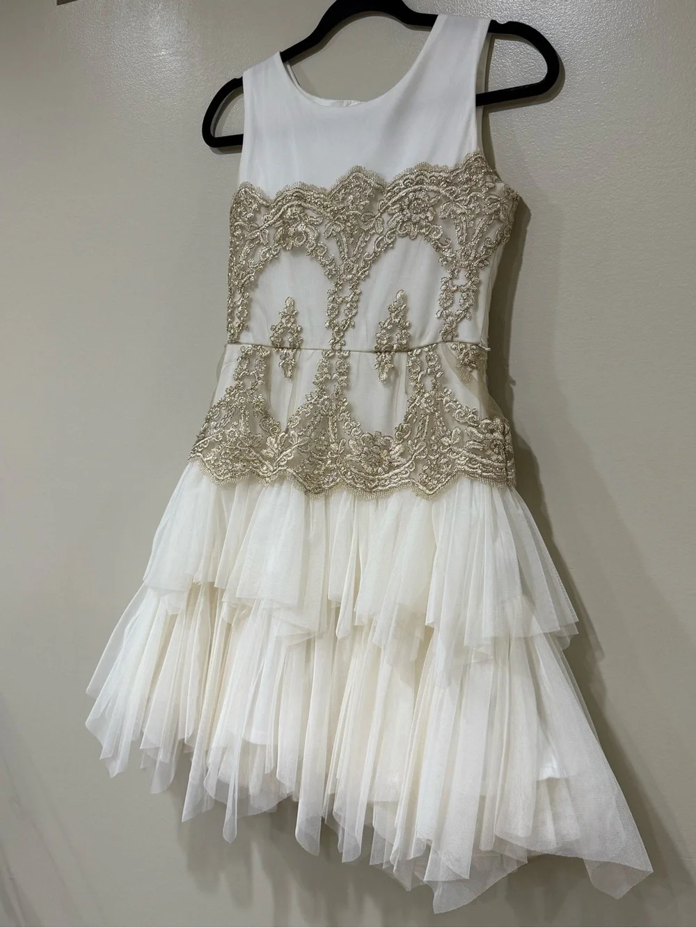 N/A elegant ivory